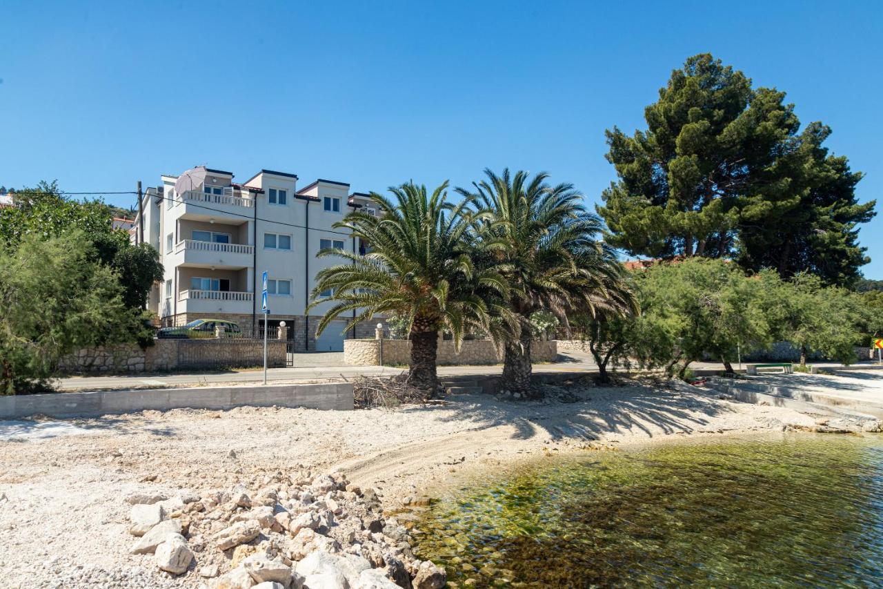 Apartments Janja Trogir Exterior photo